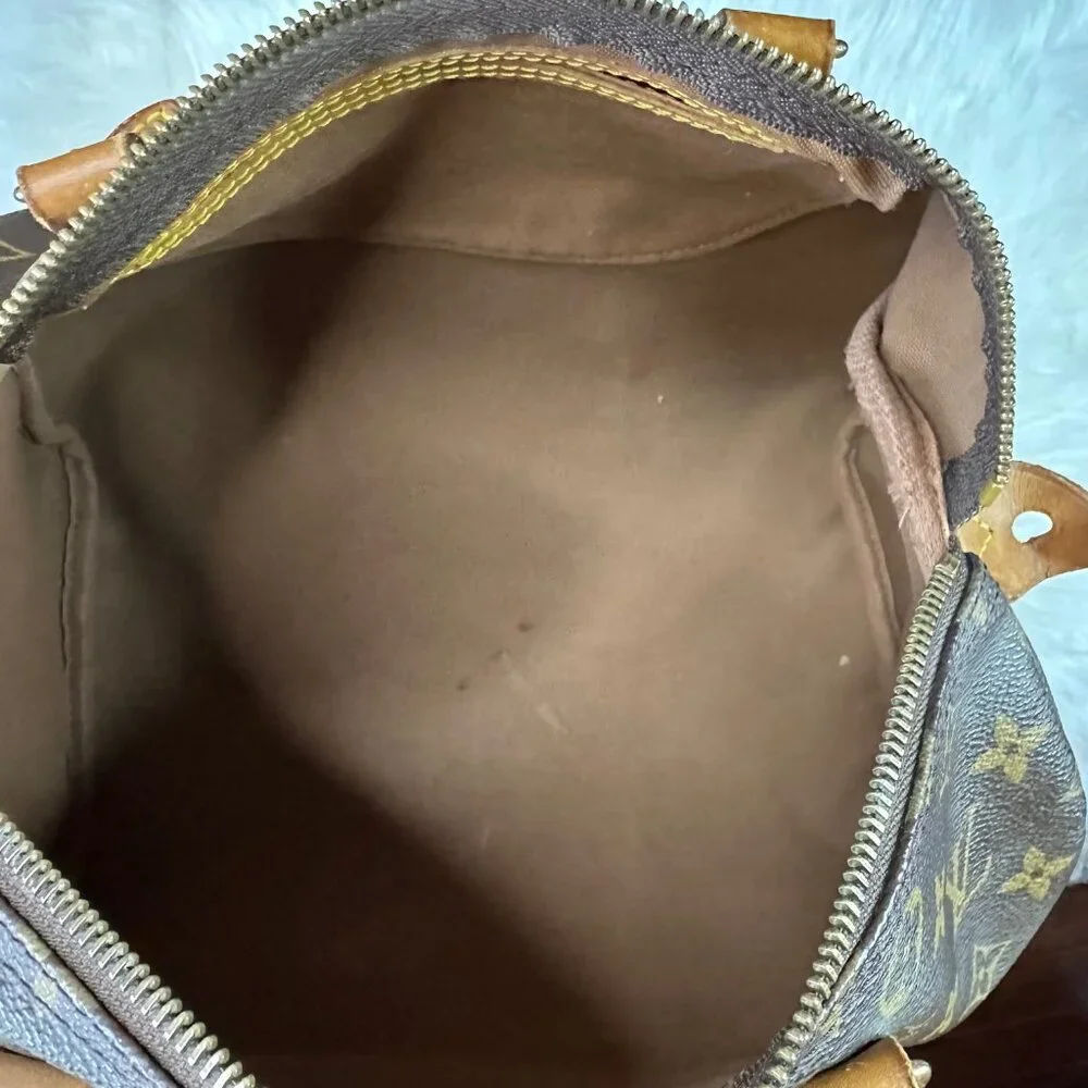 ❌SOLD❌Authentic Louis Vuitton Monogram Speedy 30 Handbag - Picture 12 of 16